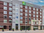 Holiday Inn Express & Suites Lincoln Downtown