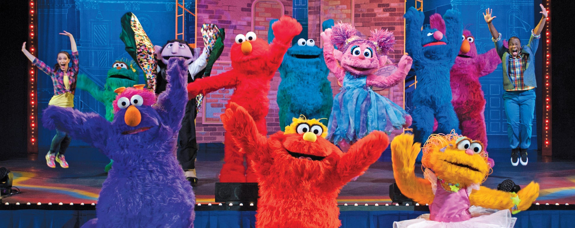 Sesame Street Live: Let's Dance! | Pinnacle Bank Arena
